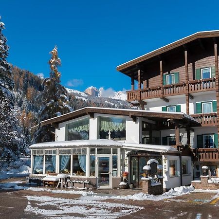 Hotel Al Lago Soraga Extérieur photo