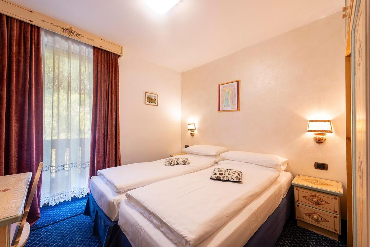 Hotel Al Lago Soraga Extérieur photo