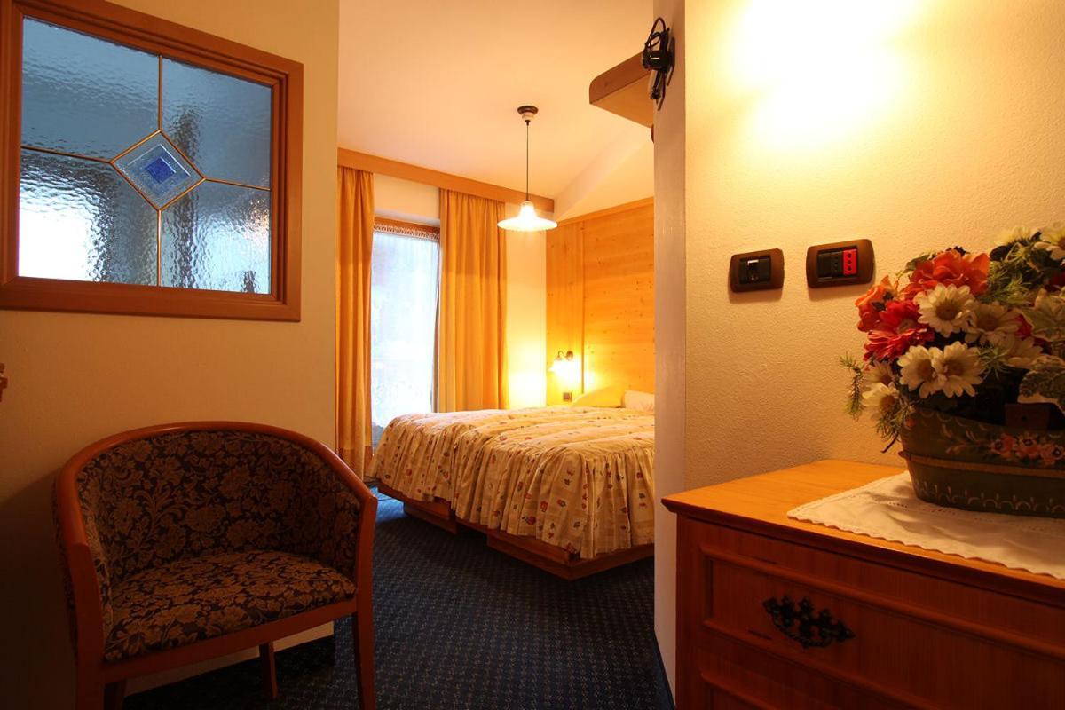 Hotel Al Lago Soraga Extérieur photo